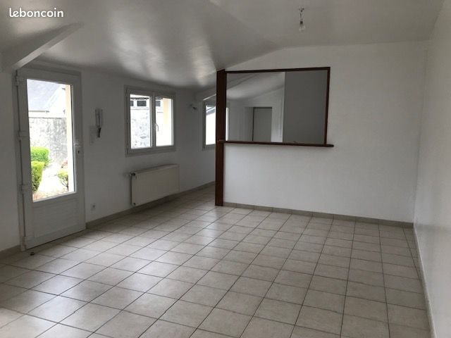 Maison à louer, 45m², Montebourg