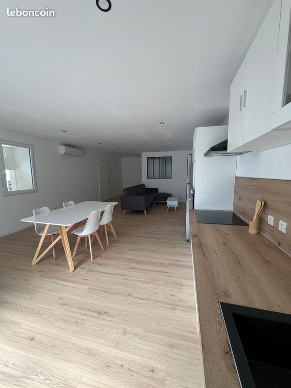 Appartement à louer, 65m², Lavilledieu