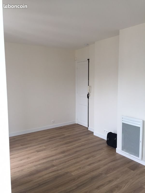 Appartement à louer, 19m², Paris 15ème