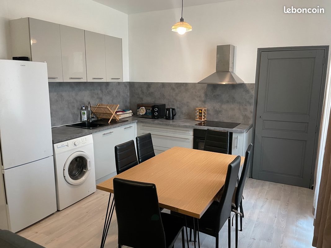 Appartement à louer, 68m², Malijai