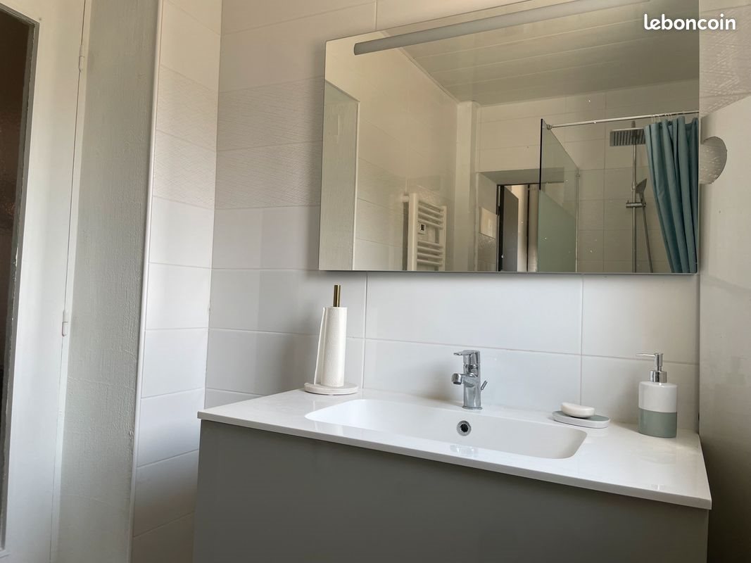Appartement à louer, 68m², Malijai