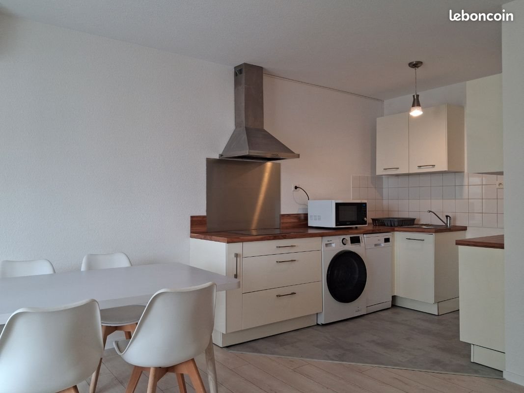 Appartement à louer, 45m², Bègles