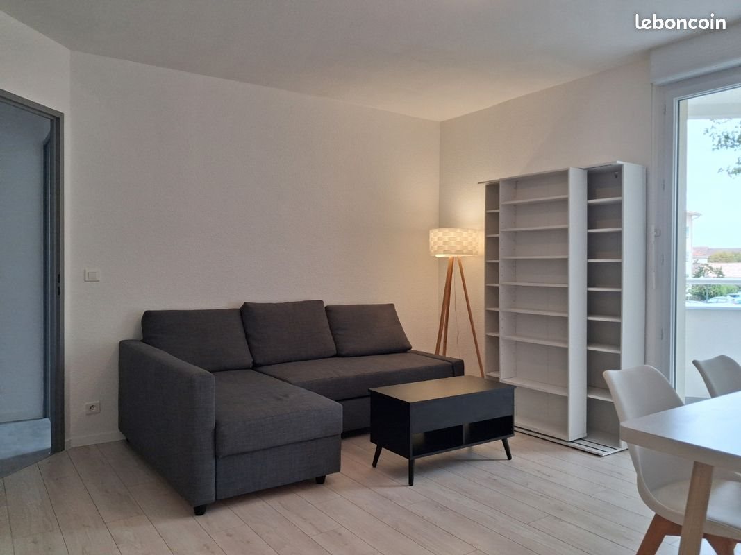 Appartement à louer, 45m², Bègles