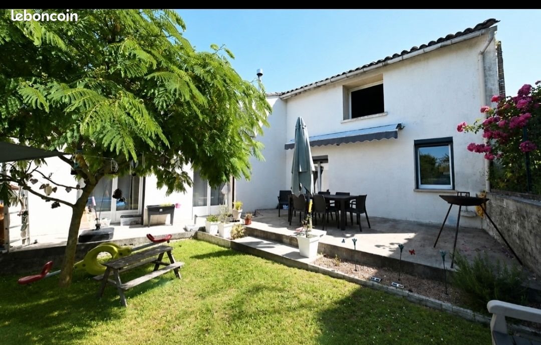 Maison à vendre, 100m², Gond-Pontouvre