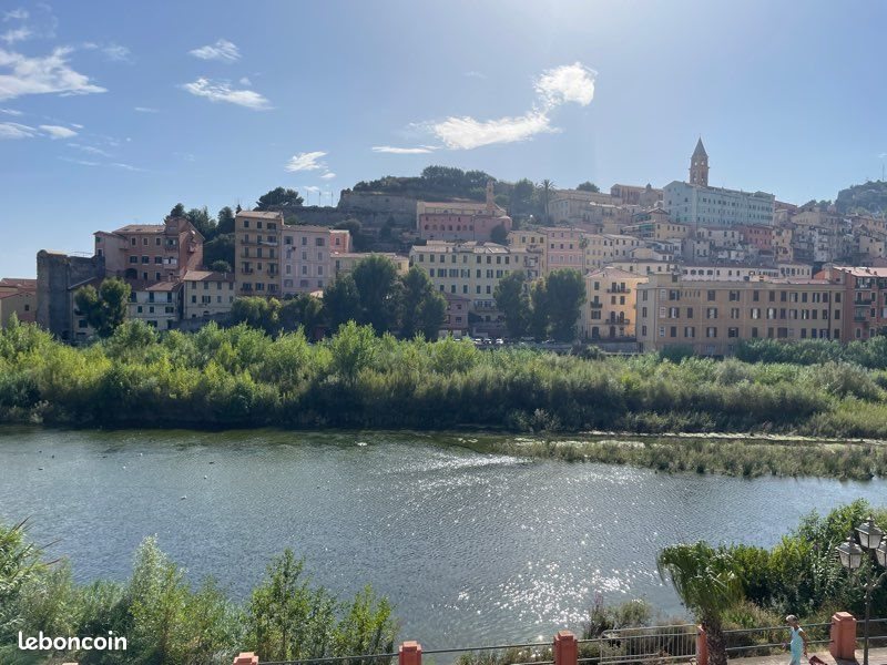 Appartement à louer, 40m², Menton