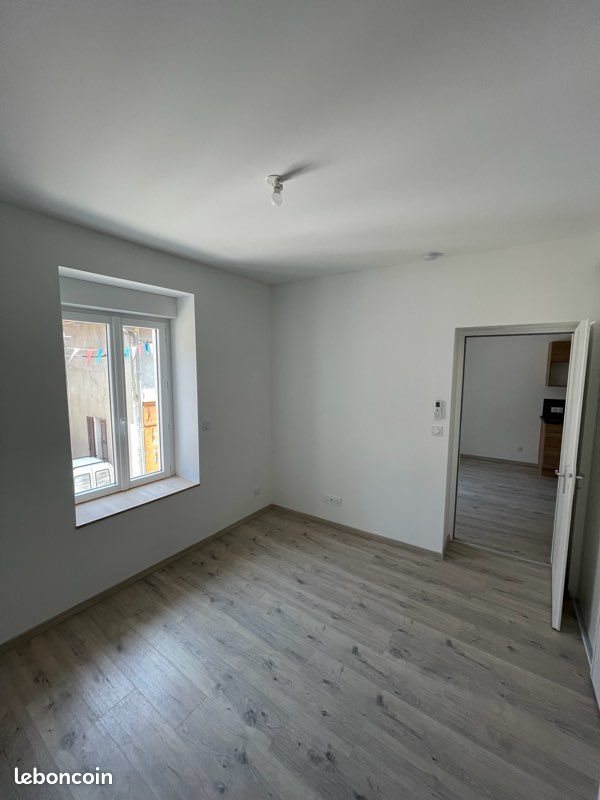Appartement à louer, 32m², Saint-Laurent-du-Pont