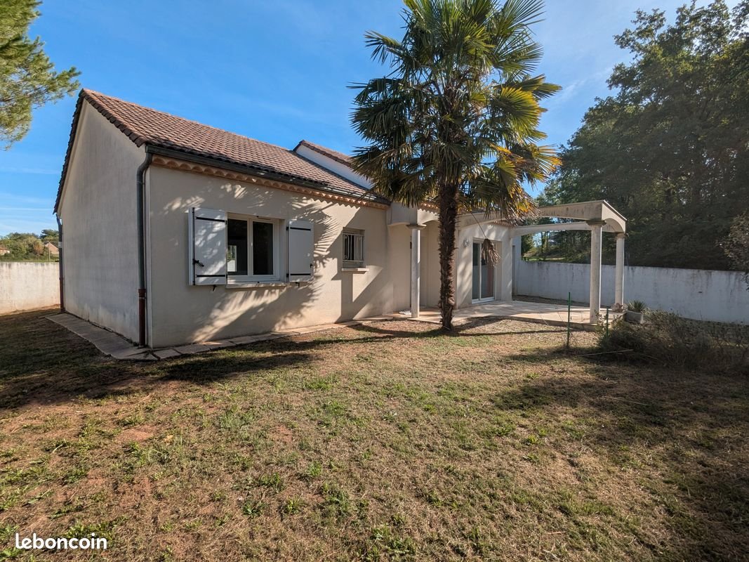 Maison à vendre, 94m², Ussac