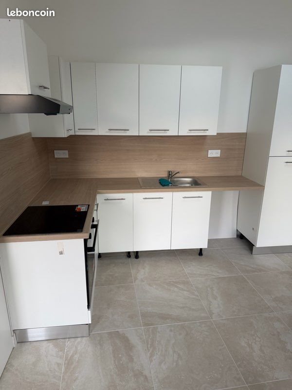 Maison à louer, 45m², Sainte-Eulalie