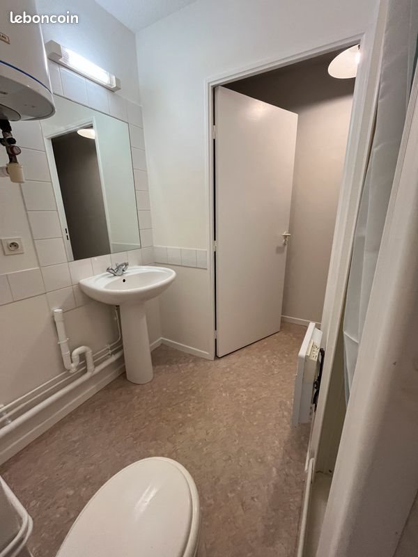 Appartement à louer, 18m², Pau