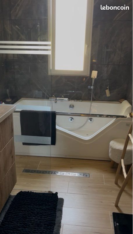Maison à vendre, 110m², Nébian