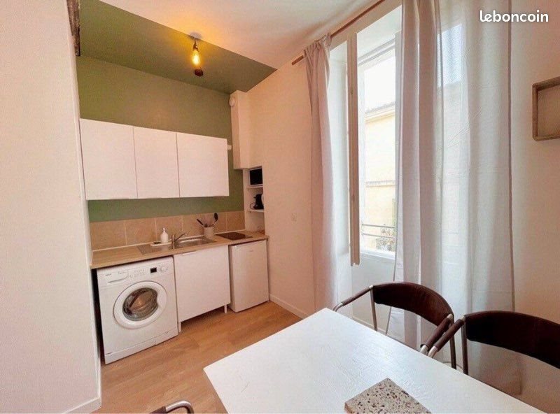 Appartement à louer, 24m², Nîmes