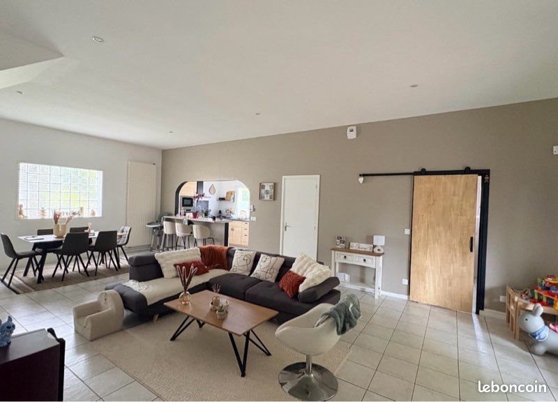 Maison à vendre, 125m², Férolles-Attilly