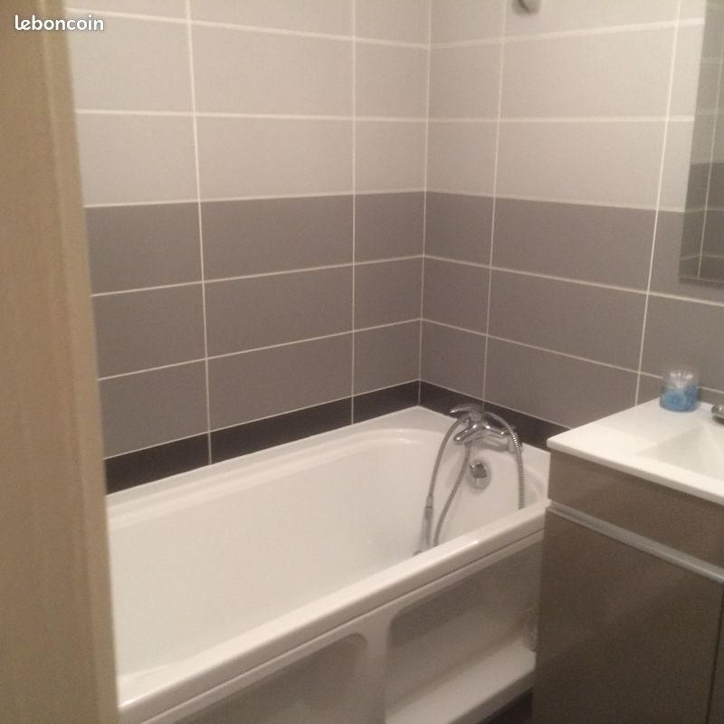 Appartement à louer, 73m², Trèbes