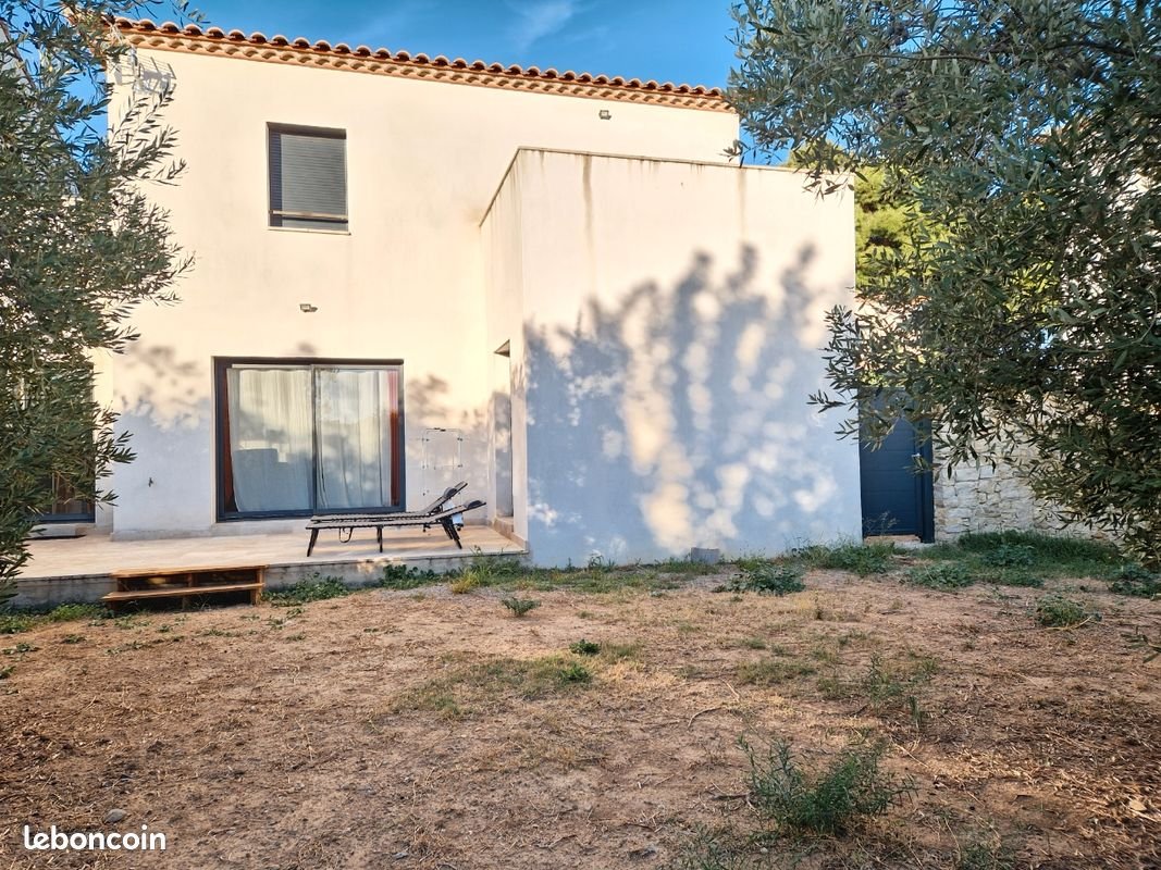 Maison à louer, 95m², Mireval
