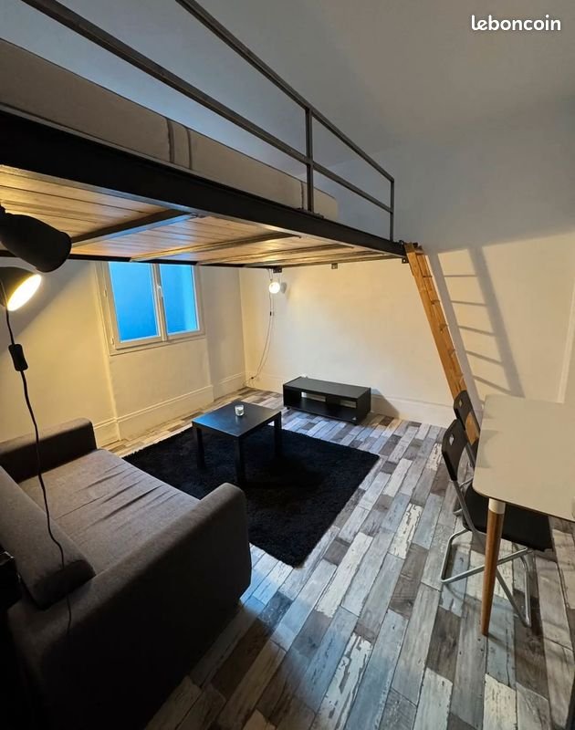 Appartement à louer, 25m², Saint-Mandé