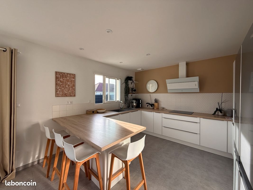 Maison à vendre, 104m², Bréviandes