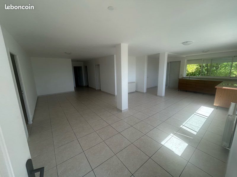 Appartement à louer, 120m², Marseille 11ème