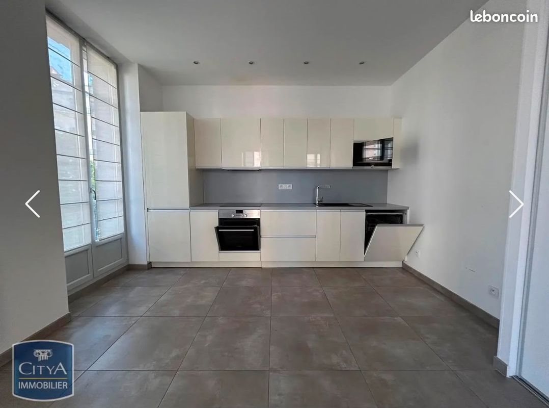 Appartement à louer, 66m², Saint-Pée-sur-Nivelle