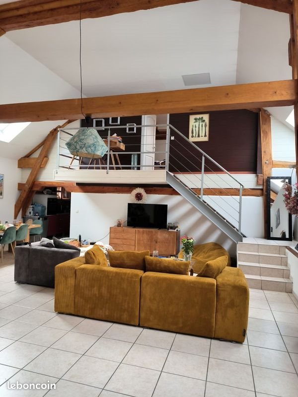 Appartement à louer, 100m², Rumilly