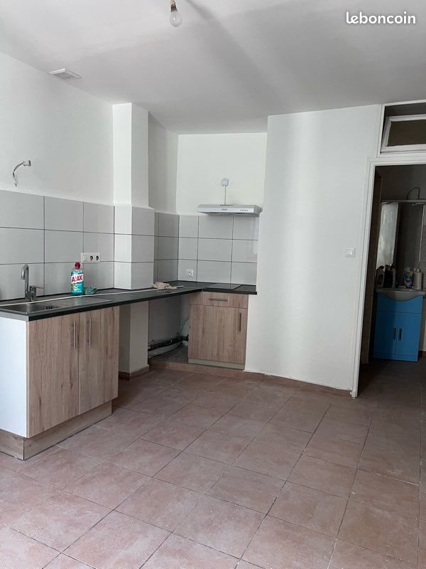 Appartement à louer, 38m², Alès