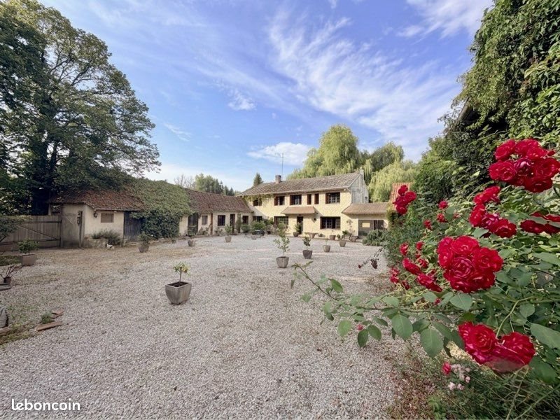 Maison à vendre, 260m², Cavron-Saint-Martin
