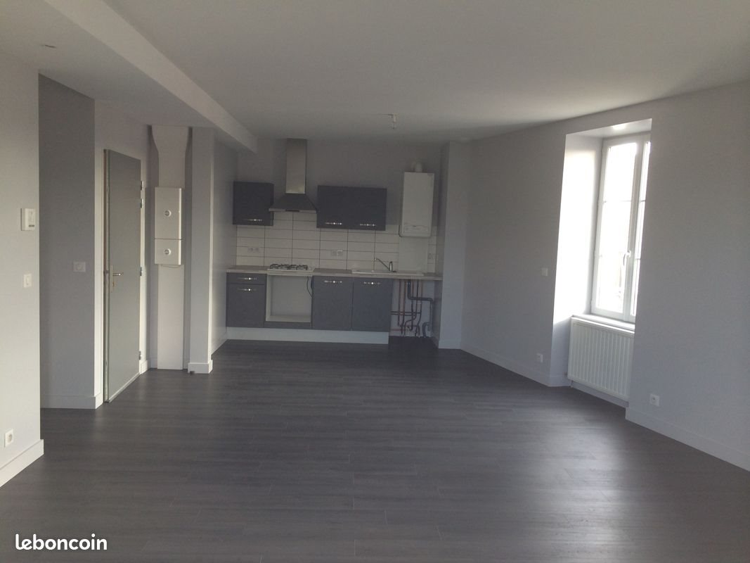 Appartement à louer, 75m², Billom
