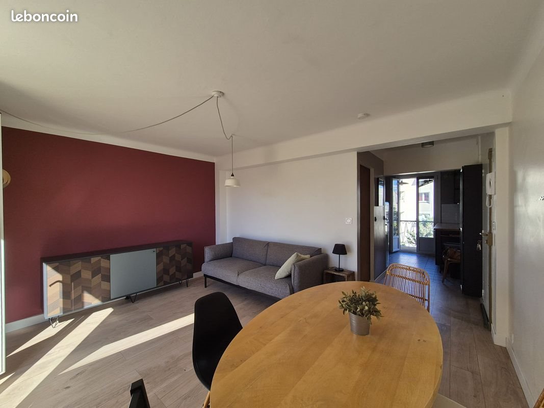Appartement à louer, 56m², Marseille 9ème