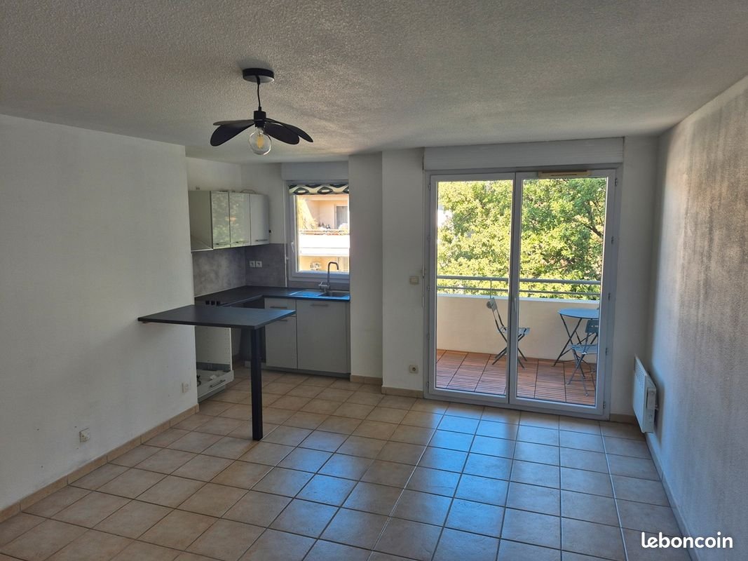 Appartement à louer, 44m², Vitrolles