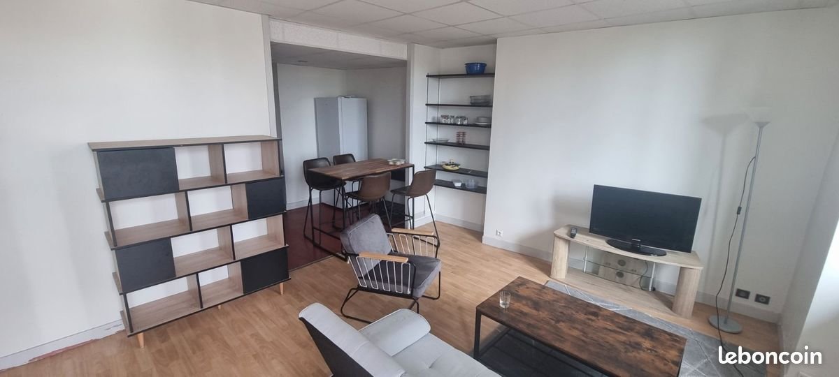 Appartement à louer, 70m², Pau