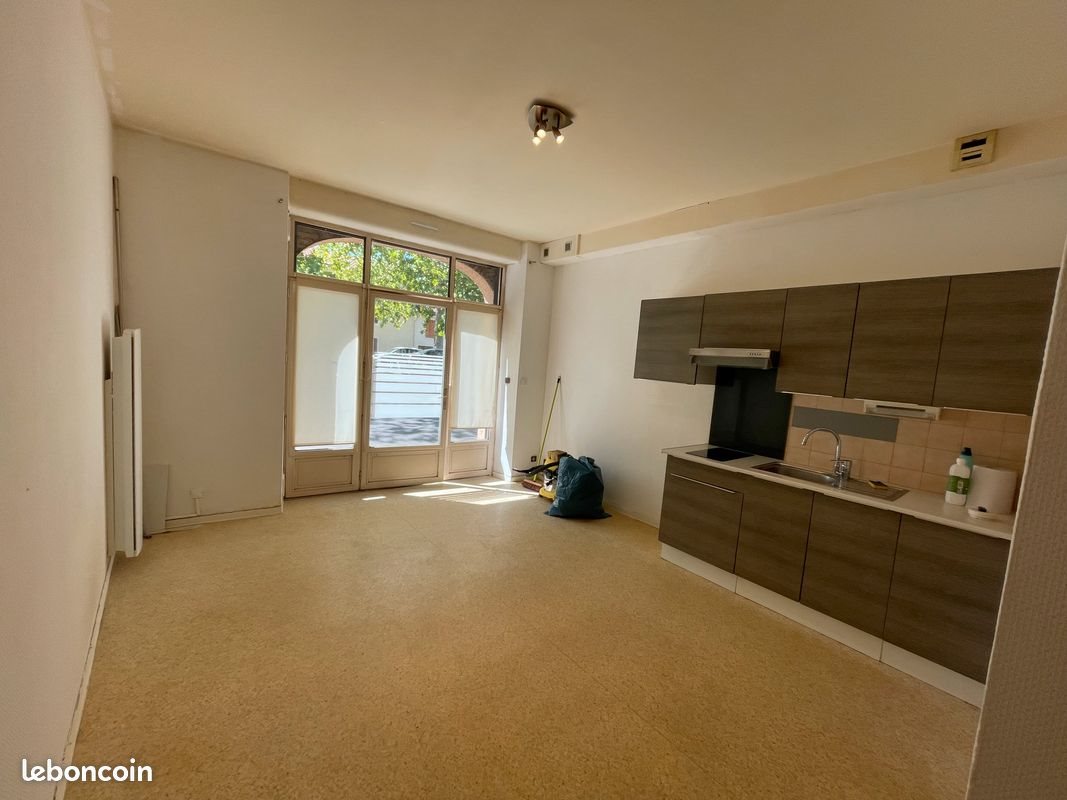 Appartement à louer, 38m², Montans