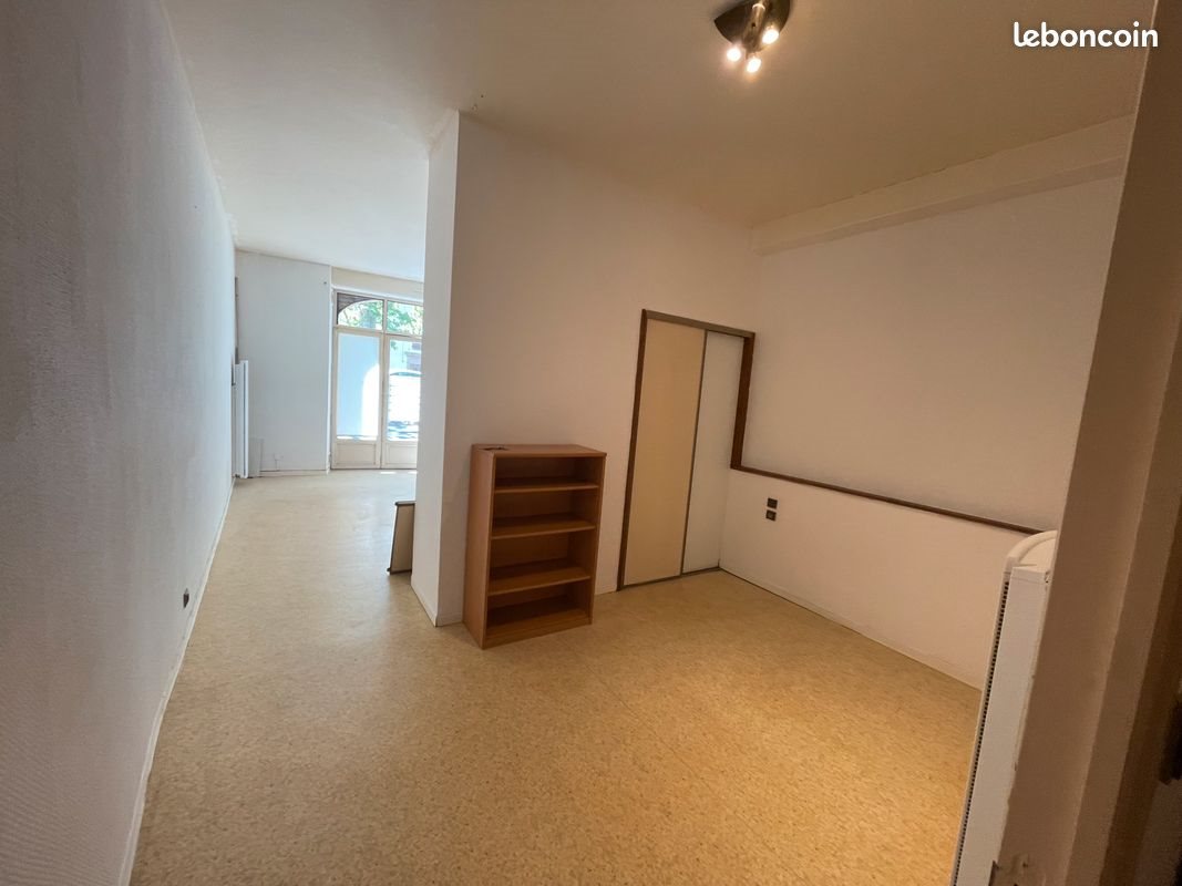 Appartement à louer, 38m², Montans