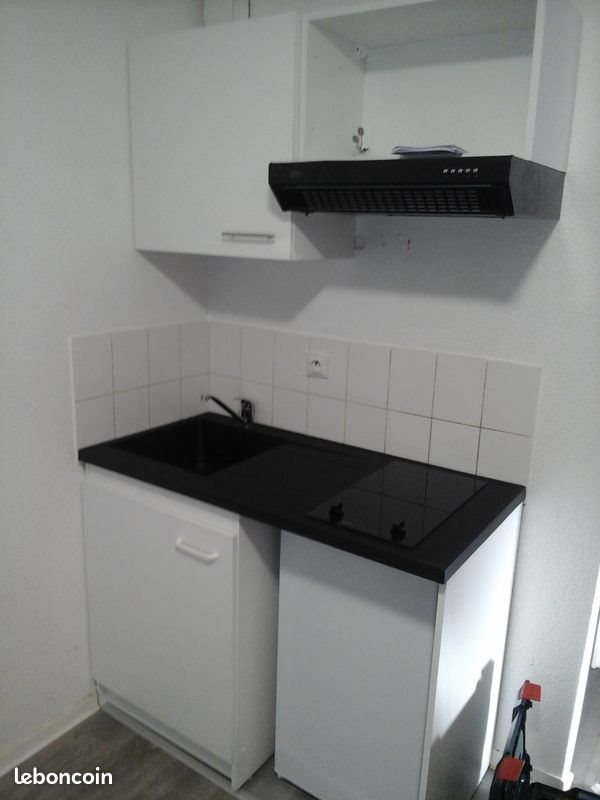Appartement à louer, 16m², Saint-Nazaire