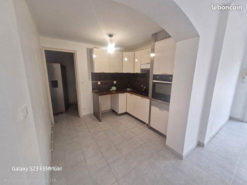 Appartement à louer, 70m², Taillades
