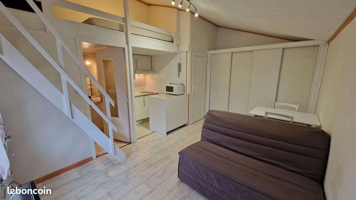 Appartement à louer, 23m², Saint-Denis-lès-Bourg