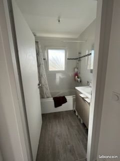 Maison à louer, 97m², Bérat