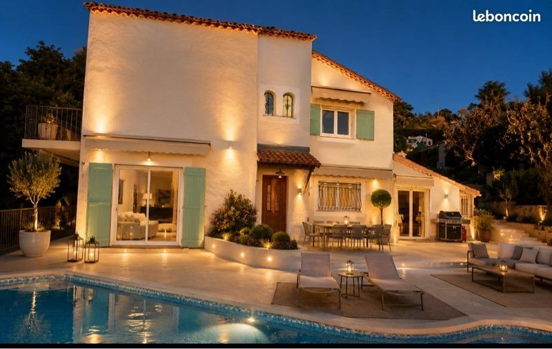 Maison à vendre, 242m², Cagnes-sur-Mer