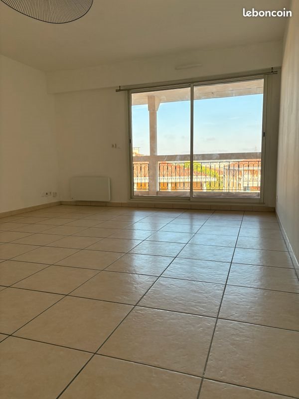 Appartement à louer, 49m², Cannes