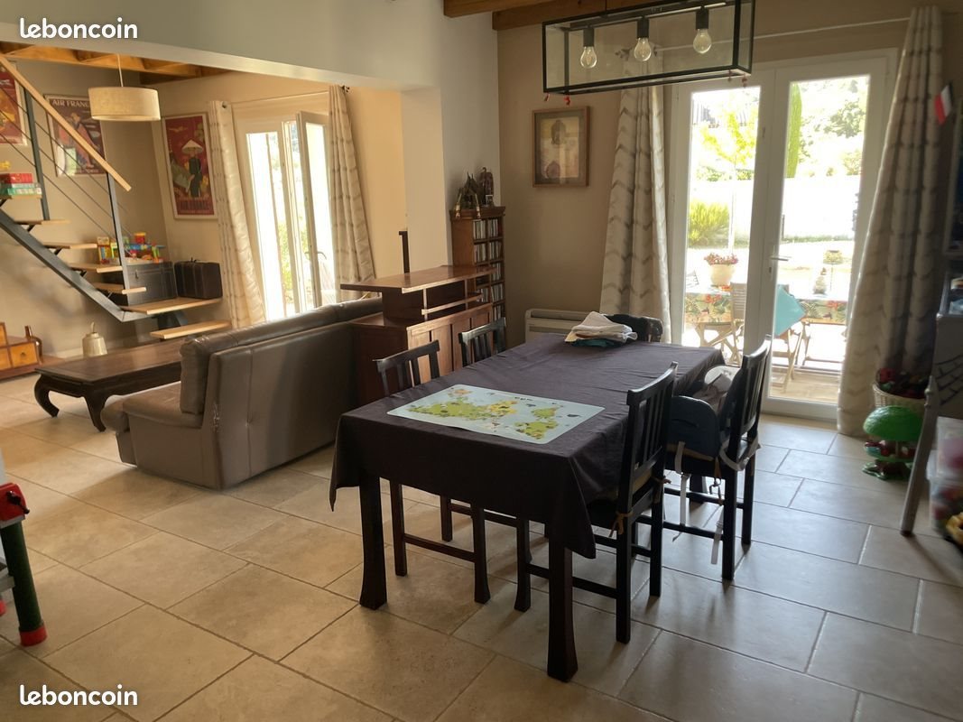 Maison à vendre, 150m², Alleins