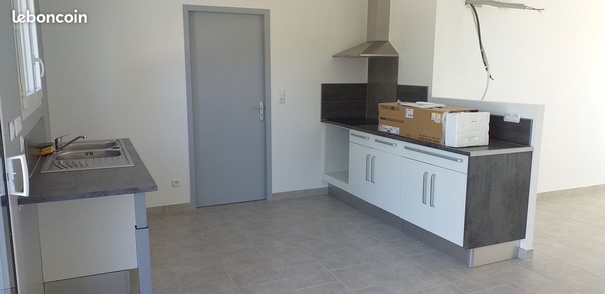 Maison à louer, 85m², Saint-Hilaire-de-Lusignan