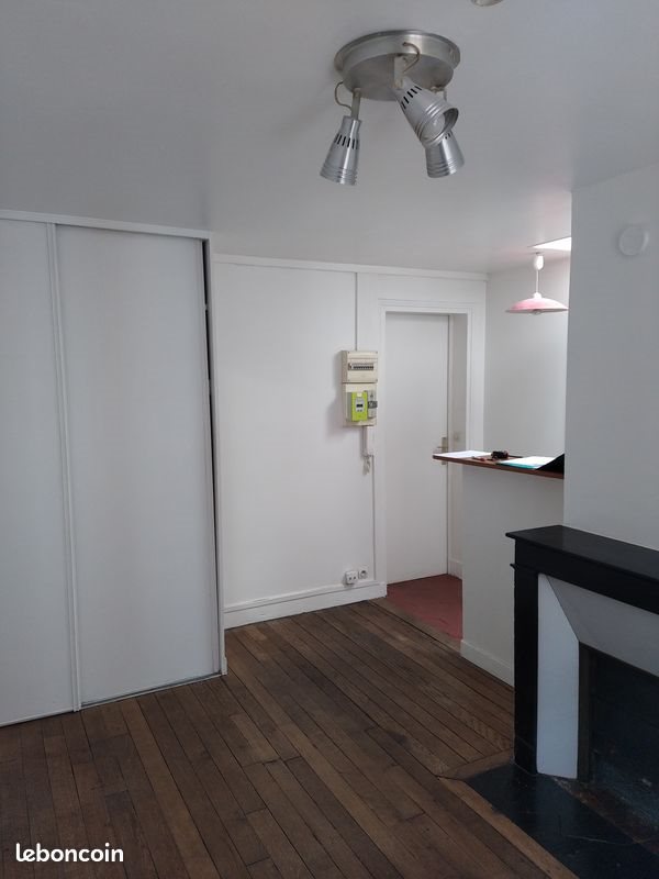 Appartement à louer, 18m², Saint-Mandé