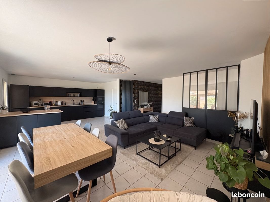 Maison à vendre, 92m², Mésanger