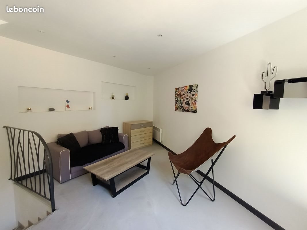 Maison à louer, 50m², La Bastide-des-Jourdans