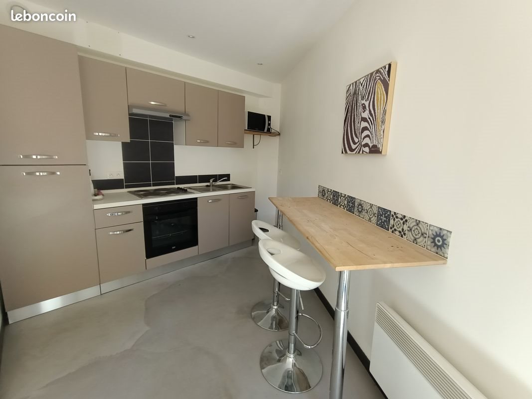 Maison à louer, 50m², La Bastide-des-Jourdans