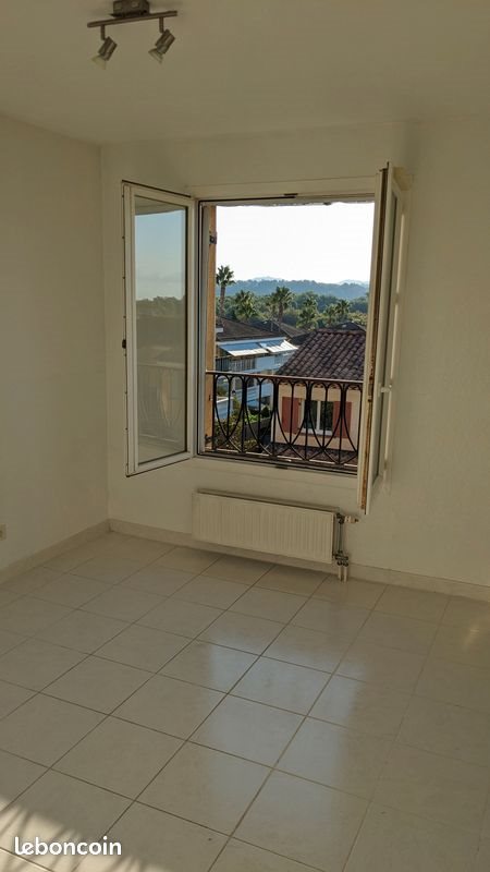 Maison à louer, 110m², Mandelieu-la-Napoule