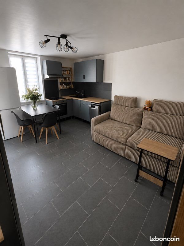 Maison à louer, 60m², Brégy