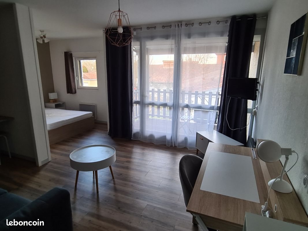 Appartement à louer, 35m², Savignac-les-Églises