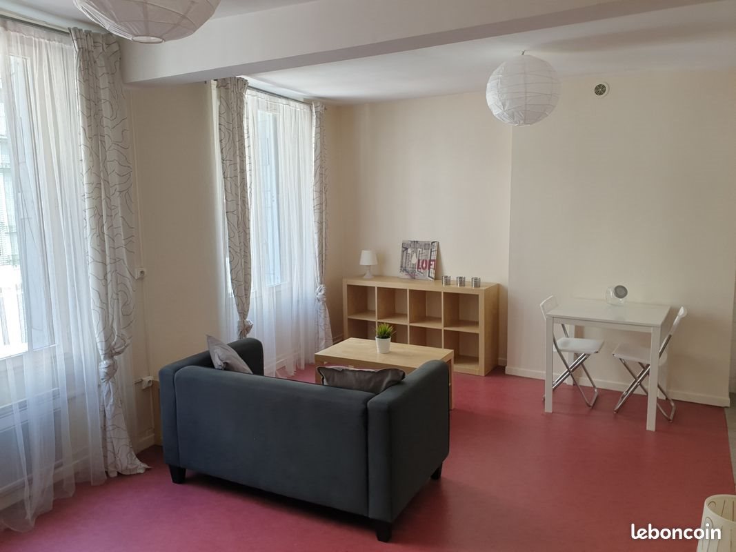 Appartement à louer, 35m², Saint-Étienne