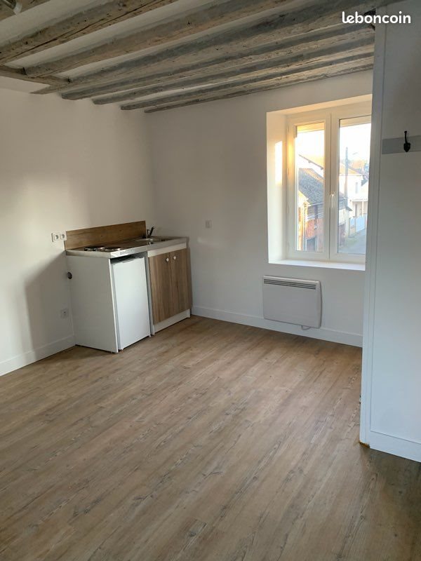 Appartement à louer, 39m², Sainte-Gauburge-Sainte-Colombe