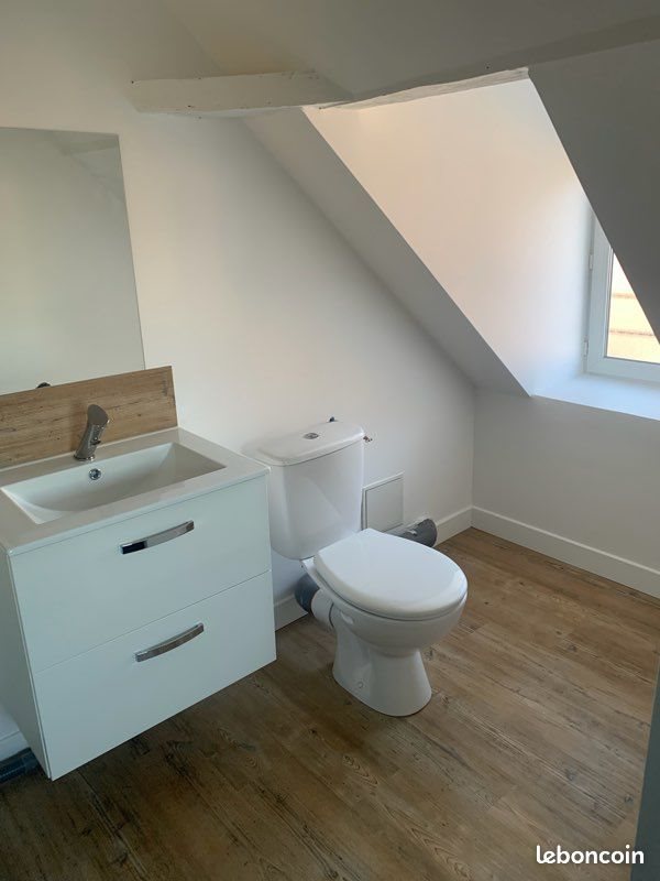 Appartement à louer, 39m², Sainte-Gauburge-Sainte-Colombe