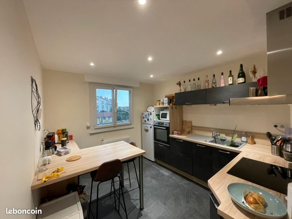 Appartement à louer, 66m², Riom